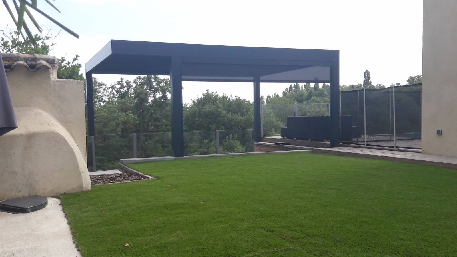 Pergola bioclimatique lozanne