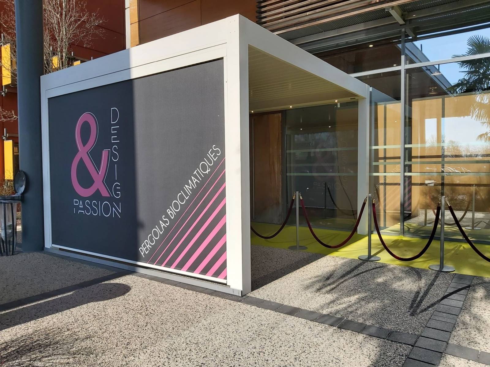 STORE LATERAL ZIP IMPRIME  Fermeture latérale personnalisé pour pergola bioclimatique