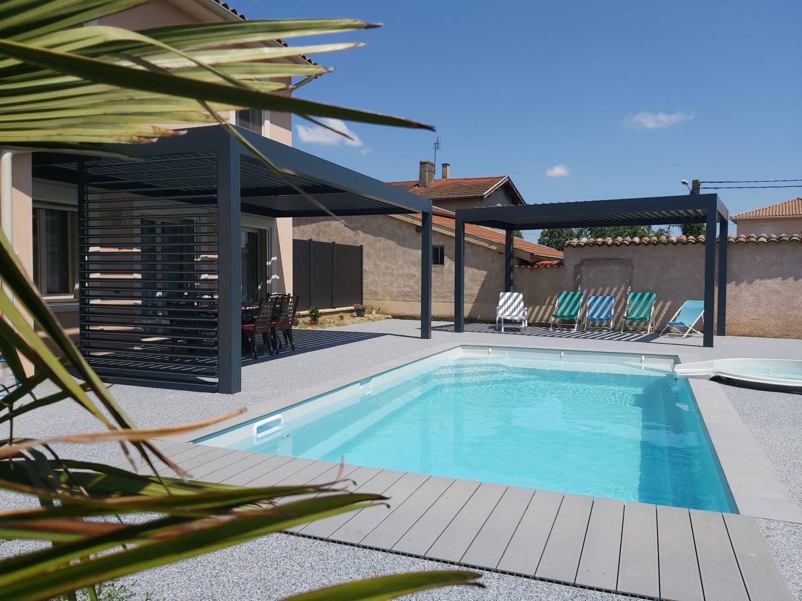 pergola bioclimatique brise soleil orientable