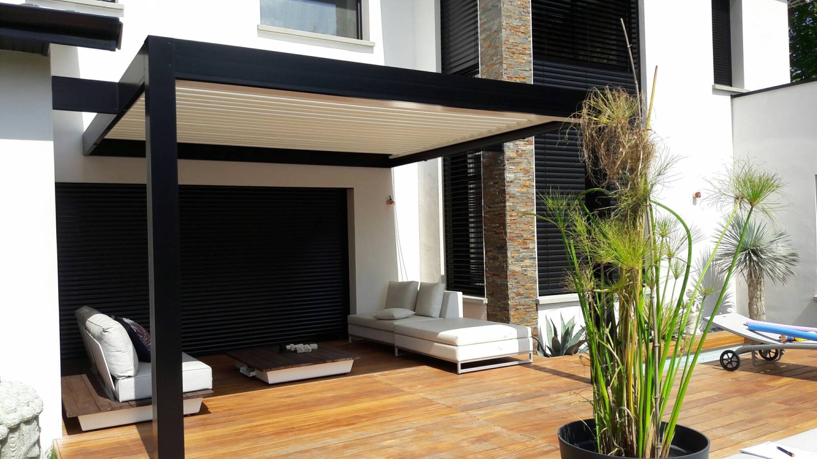 Pergola à lames orientables