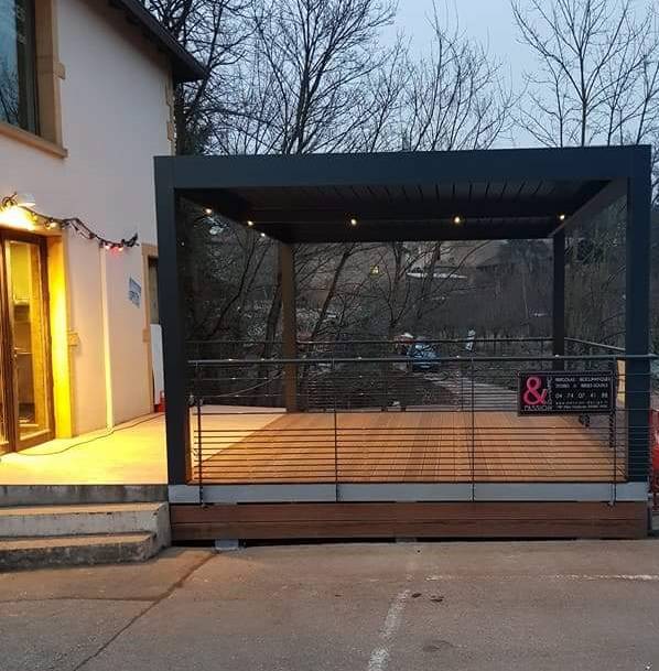 P.M - Pergola bioclimatique à Civrieux d'Azergues