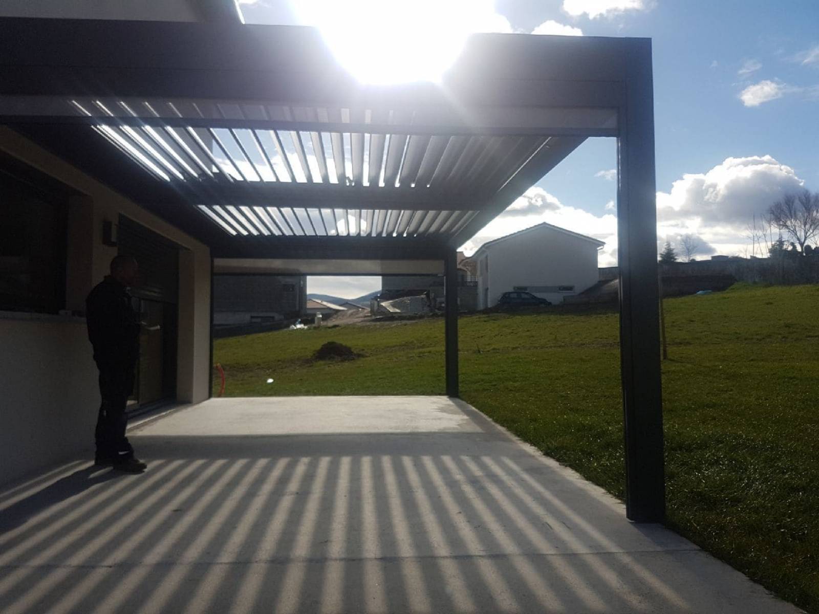 PERGOLA BIOCLIMATIQUE - SAINT-CHAMOND (42)
