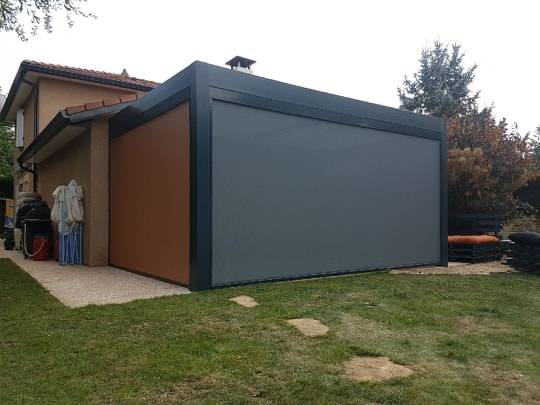 P.B. - PERGOLA BIOCLIMATIQUE À CHATILLON D'AZERGUES (69)