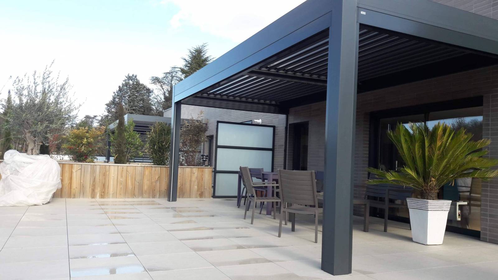 pergola bioclimatique lozanne