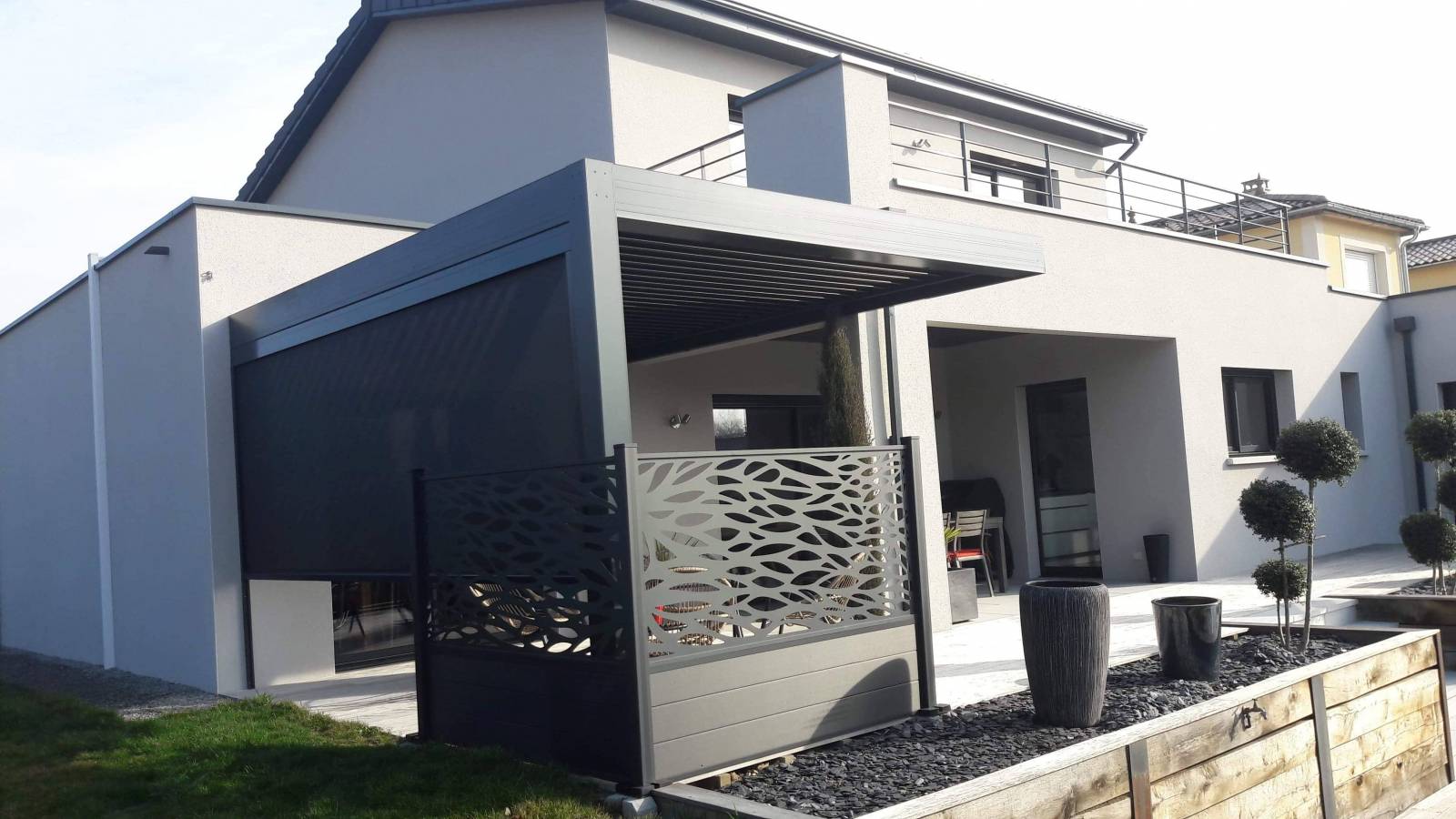 store zip motorisé Lyon