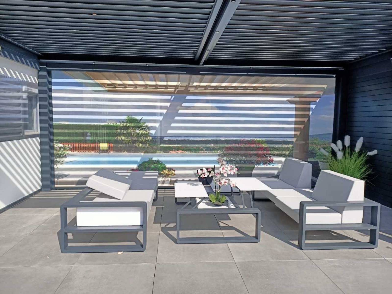 STORE LATERAL ZIP IMPRIME  Fermeture latérale personnalisé pour pergola bioclimatique