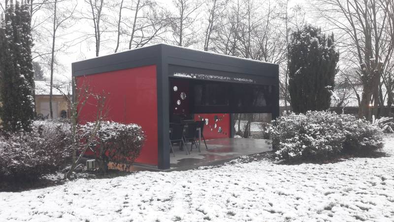 M.M. - PERGOLA BIOCLIMATIQUE À VIRIAT (01)