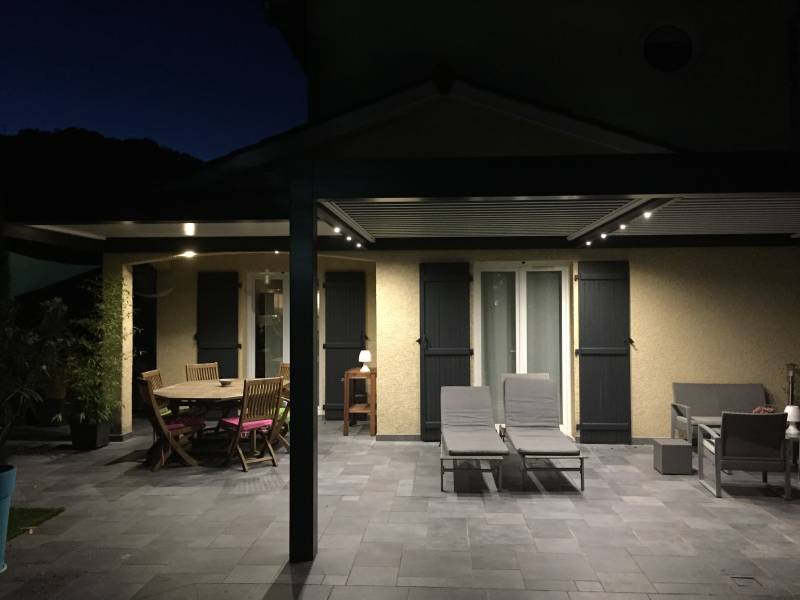 C.R - Pergola bioclimatique à Miribel