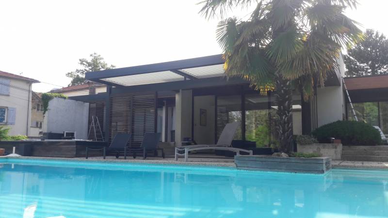 pergola bioclimatique à lames orientables Solisystème lyon