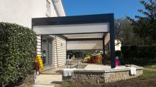 PERGOLA BIOCLIMATIQUE - CHARBONNIERES LES BAINS (69)