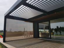 Pergola avec store