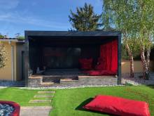 Pergola bioclimatique en espace lounge- CHASSELAY (69)