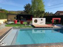 Pergola bioclimatique en espace lounge- CHASSELAY (69)